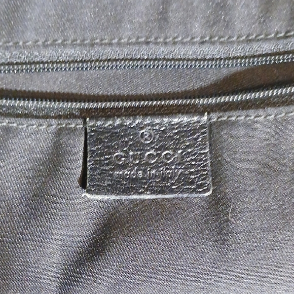 Gucci Black Monogram Handbag - Picture 11 of 16